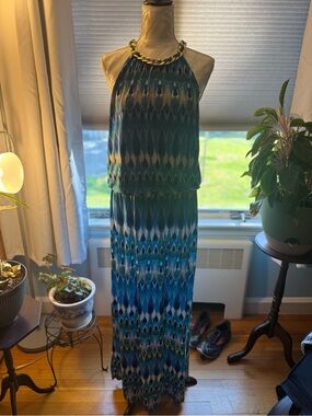 Sleeveless Blue Patterned Halter Maxi Dress